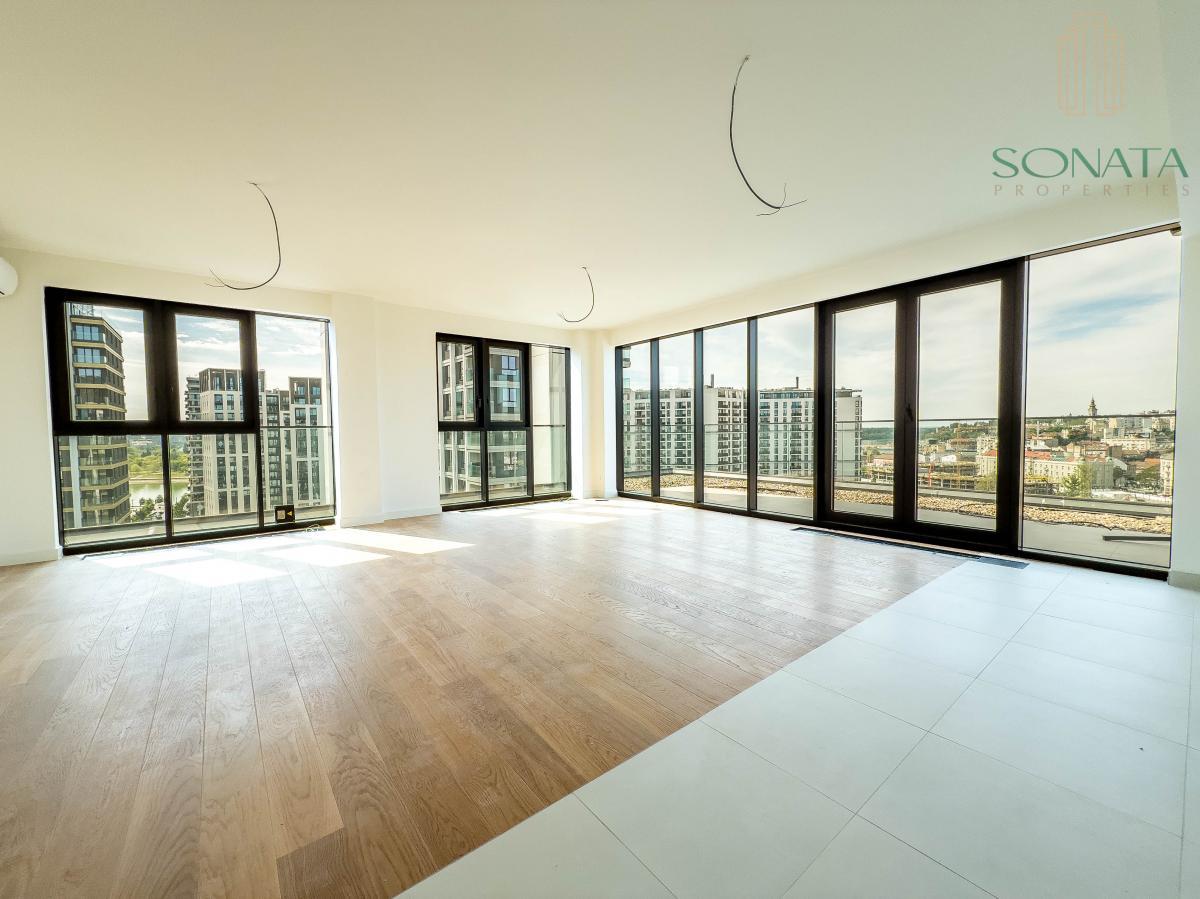 BW THALIA PENTHOUSE