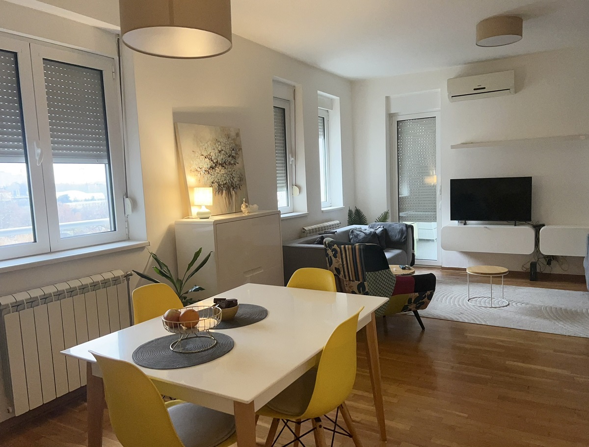 Prodajemo trosoban stan, Autokomanda, 70m²