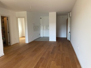 Izdajemo trosoban stan, Vracar, 65m²