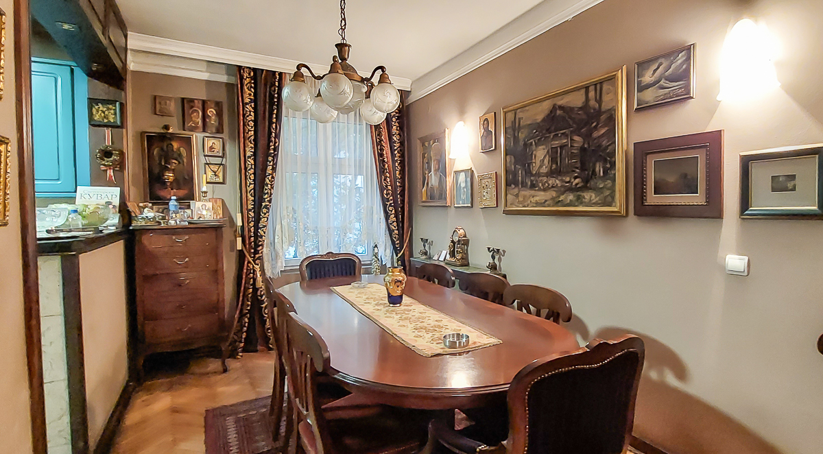 Prodajemo petosoban stan, Stari Grad, 129m²
