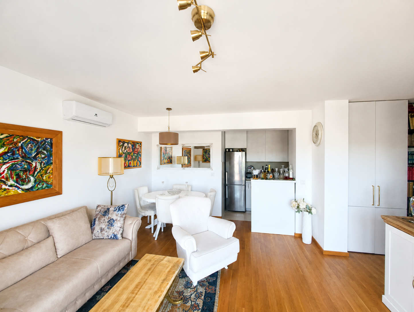 Trosoban penthouse u Danijelovoj ulici