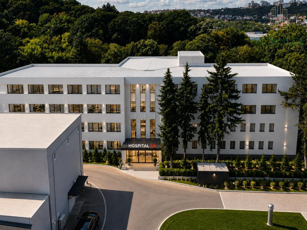 POSLOVNA ZGRADA NA PRODAJU – RAKOVICA