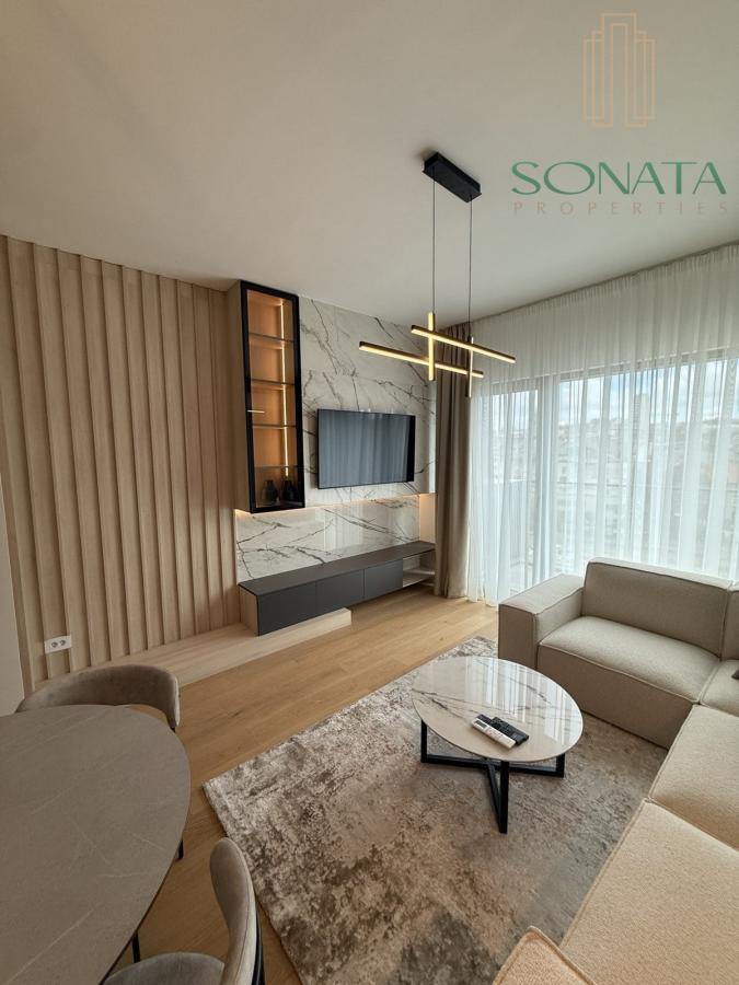 BW QUEENS PARK 2 BEDROOMS, PARKING