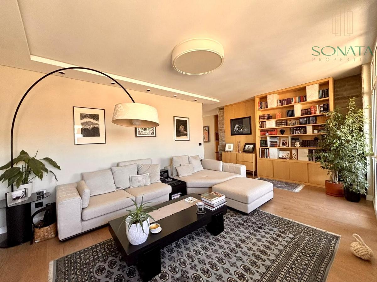Penthouse sa pogledom na Crkvu Sv. Marka